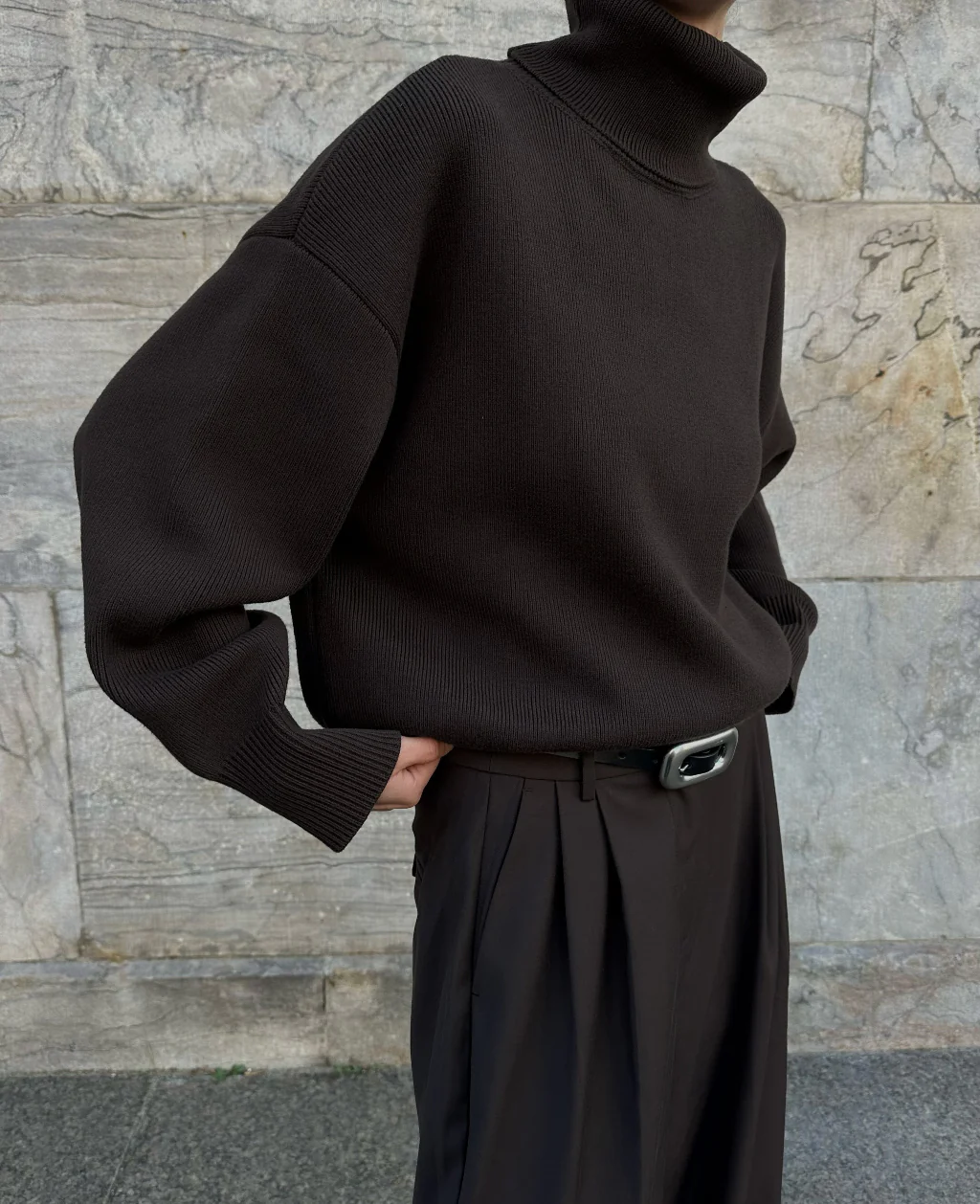 GELSO TURTLENECK SWEATER | dark brown